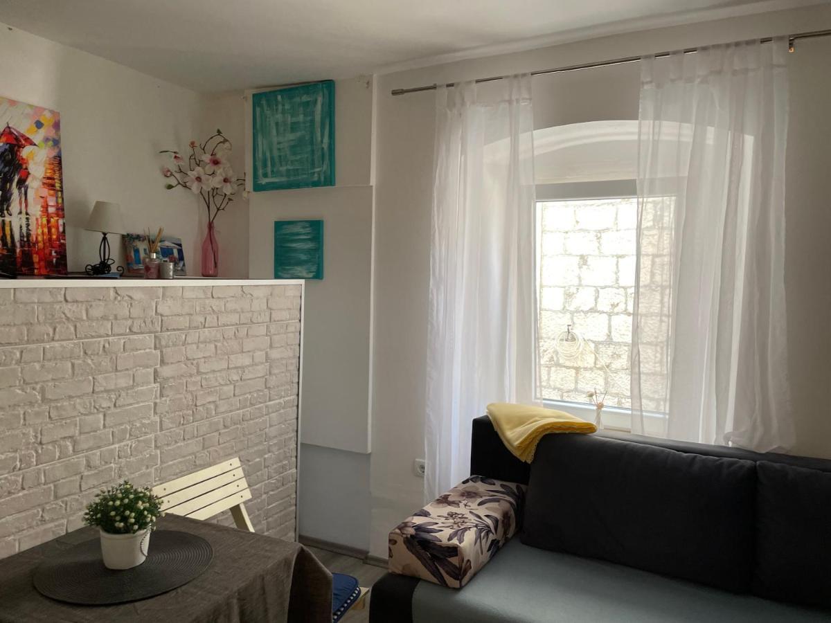 Apartment Chloe Trogir Exterior photo