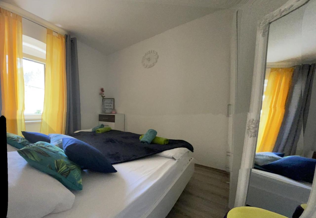 Apartment Chloe Trogir Exterior photo